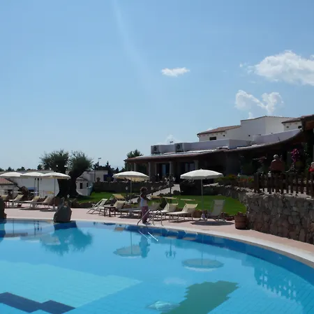 Hotel Nuraghe Arvu 4*