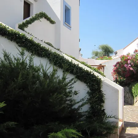 Nuraghe Arvu Hotel 4*