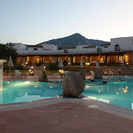 Nuraghe Arvu カーラゴノネ